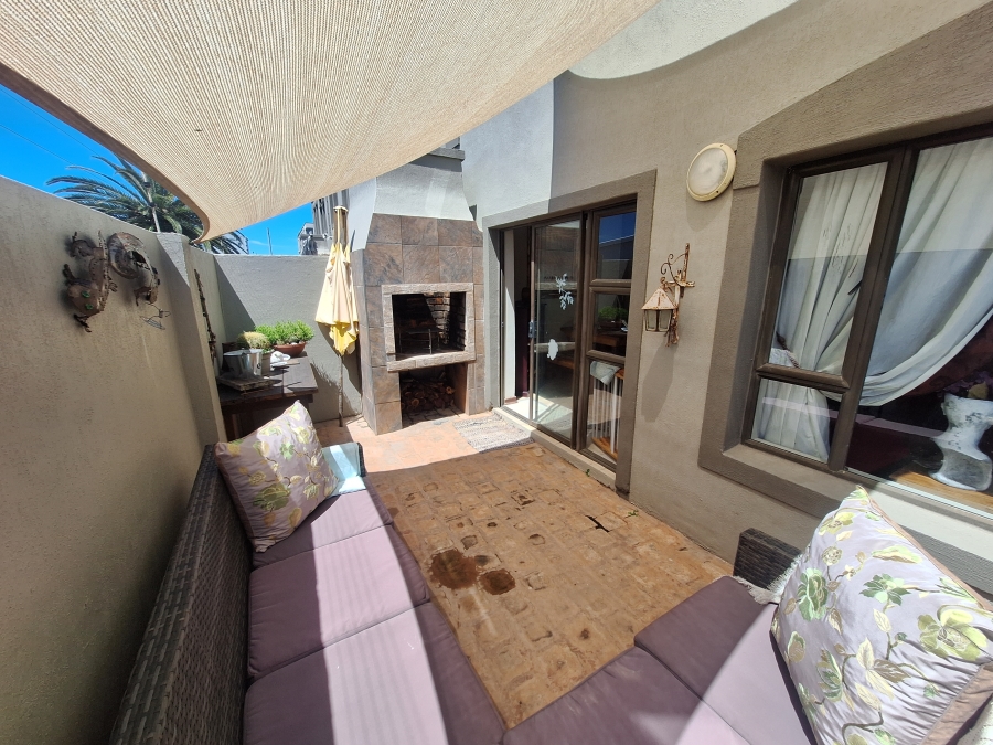 2 Bedroom Property for Sale in Ferreira Town Eastern Cape